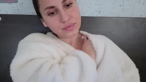 Nica    follow me   online show from November 19, 10:37 am