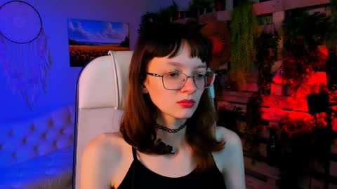 mollyjiggles online show from September 19, 12:39 pm