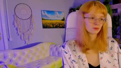 mollyjiggles online show from October 16, 8:26 am