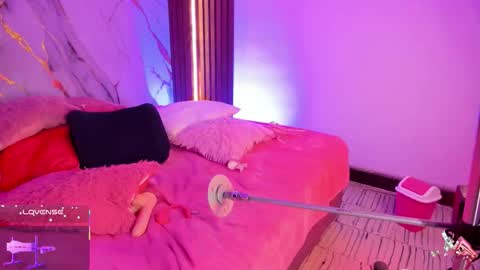 New girl Emily Valentina  Michelle online show from October 19, 4:18 pm