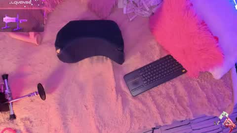 New girl Emily Valentina  Michelle online show from November 16, 4:23 pm