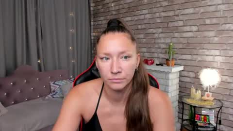 hi im Molly heregreat boobs big heart  warm pussy  online show from July 12, 12:56 am