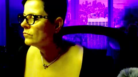 Snapshot of mollysun chatting on November 29, 7:50 pm MollySun Nina Randmann online show from November 29, 7:50 pm