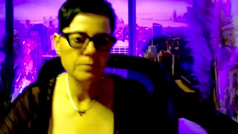 Snapshot of mollysun chatting on June 15, 3:58 pm MollySun Nina Randmann online show from June 15, 3:58 pm