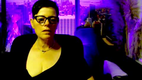 Snapshot of mollysun chatting on July 13, 3:37 pm MollySun Nina Randmann online show from July 13, 3:37 pm