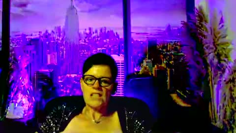 Snapshot of mollysun chatting on July 29, 4:16 pm MollySun Nina Randmann online show from July 29, 4:16 pm