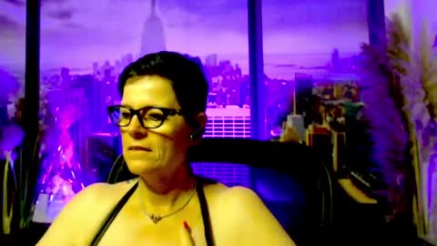 Snapshot of mollysun chatting on August 4, 2:41 pm MollySun Nina Randmann online show from August 4, 2:41 pm