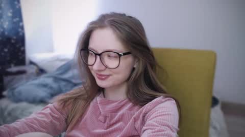 mollytucker online show from February 8, 9:24 am