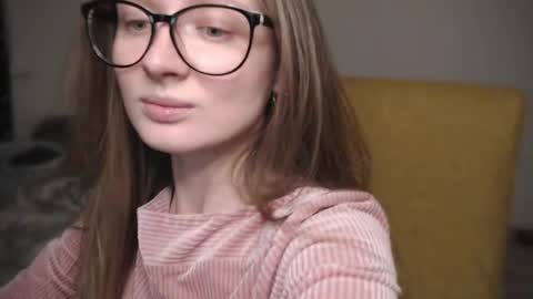 mollytucker online show from February 9, 1:35 pm