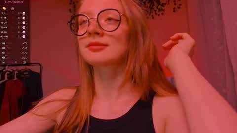 mollytucker online show from October 17, 3:14 pm