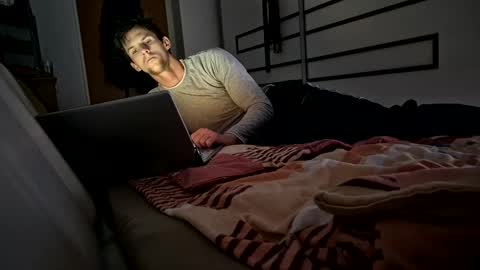 Oszkr online show from January 7, 3:46 am