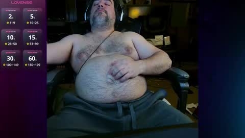 Snapshot of momentofs123 chatting on February 23, 7:11 am momentofs123 online show from February 23, 7:11 am