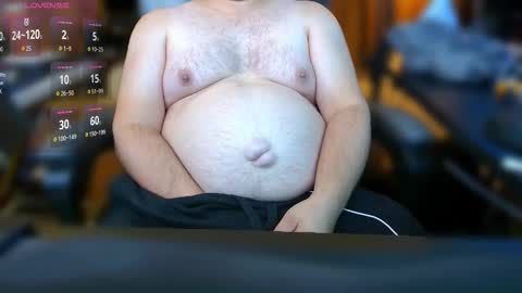 Snapshot of momentofs123 chatting on October 26, 7:53 pm momentofs123 online show from October 26, 7:53 pm