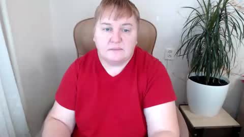 Snapshot of mommy99x chatting on December 26, 12:16 pm Mommy99X online show from December 26, 12:16 pm