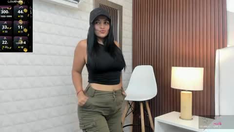 Snapshot of mommy_naughty_ chatting on May 5, 11:18 am Letty Smith online show from May 5, 11:18 am