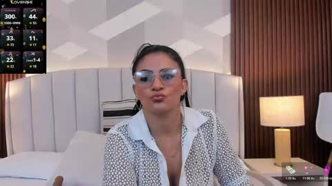Snapshot of mommy_naughty_ chatting on May 13, 11:07 am Letty Smith online show from May 13, 11:07 am