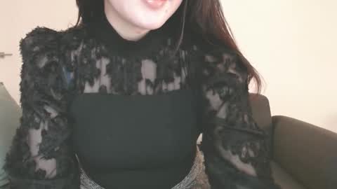 Snapshot of momo612238 chatting on December 10, 12:49 pm Momo online show from December 10, 12:49 pm