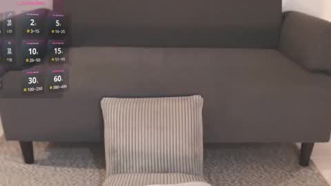 Snapshot of momo612238 chatting on February 28, 11:17 pm Momo online show from February 28, 11:17 pm