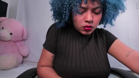 Momo  online show from April 19, 3:28 am