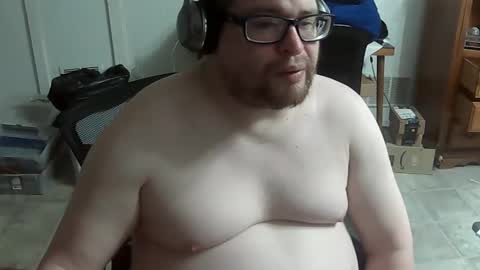 Snapshot of momo_jakes chatting on March 13, 4:52 am Jacob S. online show from March 13, 4:52 am