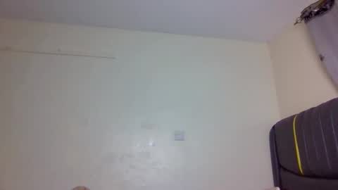 Snapshot of mona_luv1 chatting on September 12, 12:22 am Mona online show from September 12, 12:22 am