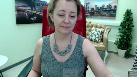 Mona online show from March 11, 11:05 am