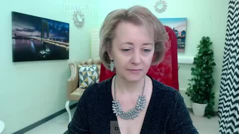 Mona online show from April 25, 7:55 am