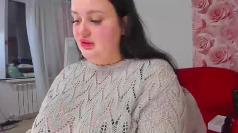 Snapshot of monasteel chatting on December 21, 10:06 am Monica online show from December 21, 10:06 am