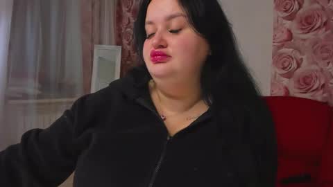 Snapshot of monasteel chatting on December 25, 5:58 am Monica online show from December 25, 5:58 am