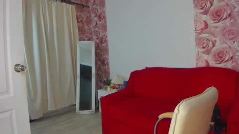 Snapshot of monasteel chatting on December 27, 12:45 pm Monica online show from December 27, 12:45 pm