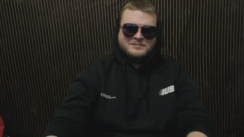 Alex online show from March 6, 8:27 pm