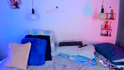 aleja      independent model       online show from November 9, 1:04 am