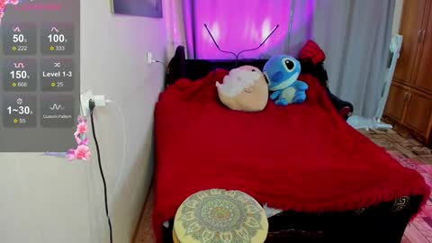 Snapshot of monica_elder chatting on September 22, 7:21 am Monica Elder online show from September 22, 7:21 am