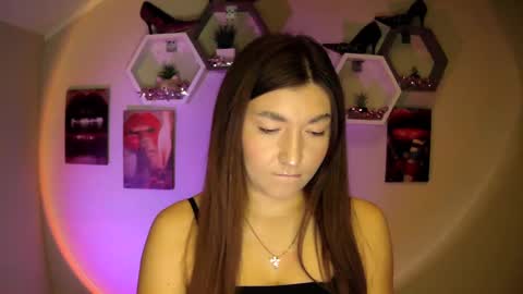 sweet girl and shine body online show from October 1, 6:41 am