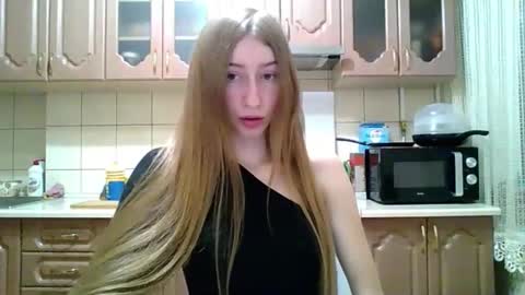 Monica online show from March 6, 10:17 pm