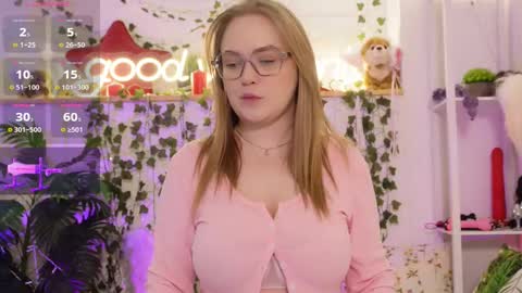 monicaasis online show from February 12, 6:14 pm