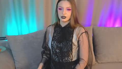 Snapshot of monicaerotic chatting on February 2, 2:32 am Monica erotic mmm online show from February 2, 2:32 am