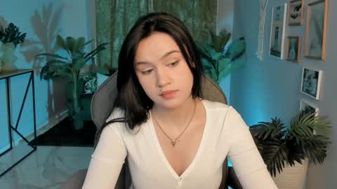 monica online show from February 12, 2:28 am