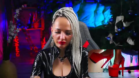 Snapshot of monicamaxwel chatting on January 10, 7:00 pm Monika online show from January 10, 7:00 pm