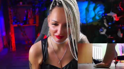 Snapshot of monicamaxwel chatting on January 13, 6:49 pm Monika online show from January 13, 6:49 pm