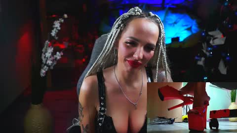 Snapshot of monicamaxwel chatting on January 19, 6:21 pm Monika online show from January 19, 6:21 pm