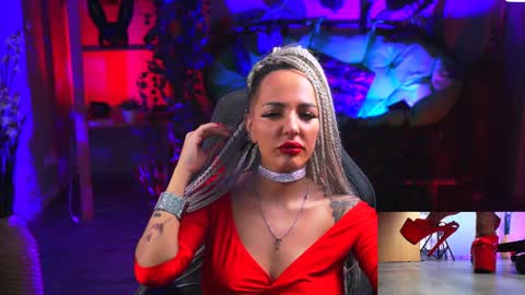Snapshot of monicamaxwel chatting on January 28, 12:22 pm Monika online show from January 28, 12:22 pm