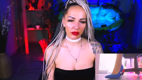 Snapshot of monicamaxwel chatting on February 3, 2:34 pm Monika online show from February 3, 2:34 pm