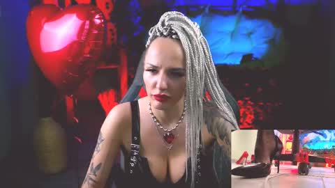 Snapshot of monicamaxwel chatting on February 15, 3:39 pm Monika online show from February 15, 3:39 pm