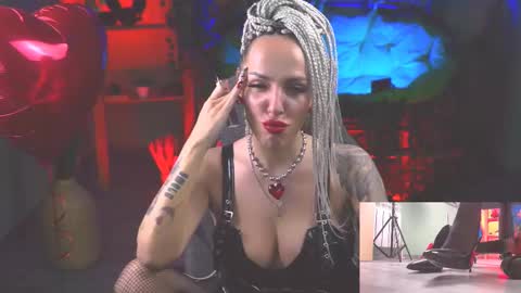 Snapshot of monicamaxwel chatting on February 15, 6:44 pm Monika online show from February 15, 6:44 pm