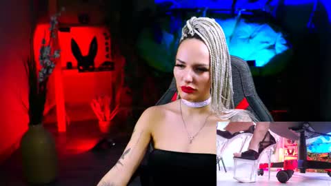 Snapshot of monicamaxwel chatting on February 25, 3:05 pm Monika online show from February 25, 3:05 pm