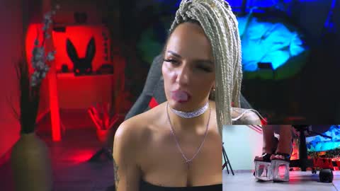 Snapshot of monicamaxwel chatting on February 25, 6:09 pm Monika online show from February 25, 6:09 pm