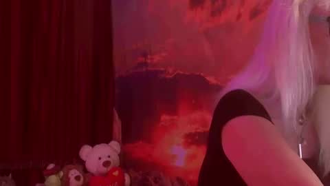 Snapshot of monicutex chatting on October 31, 2:56 am Monika online show from October 31, 2:56 am