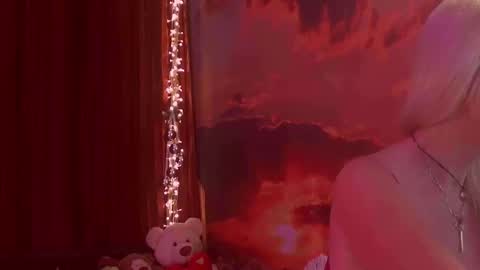 Snapshot of monicutex chatting on December 1, 2:16 am Monika online show from December 1, 2:16 am