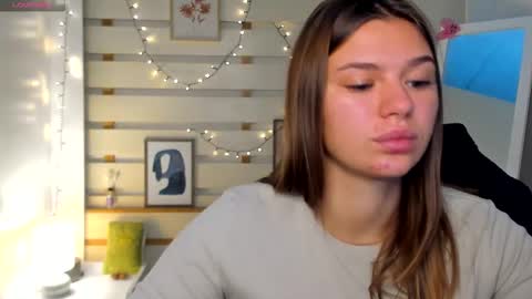 Monika online show from October 4, 12:58 pm